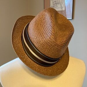 Woman’s Biltmore Palazzo hat. NWOT